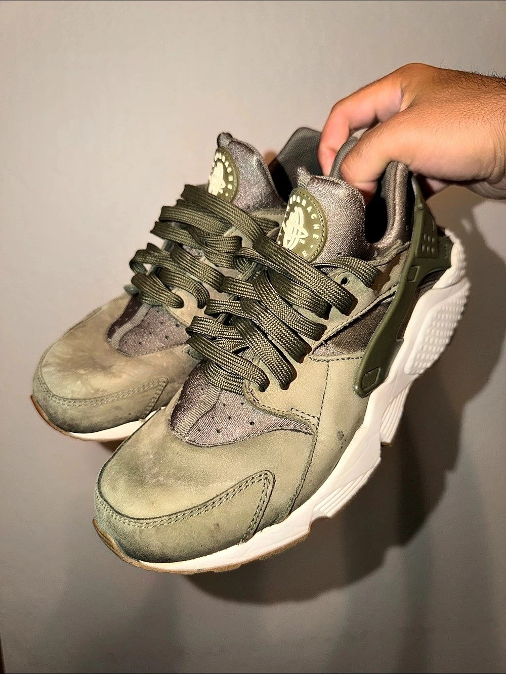 Nike Air Huarache Men's Sneakers US 8.5 Green & Brown